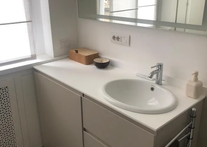 Missori Rose Garden View *