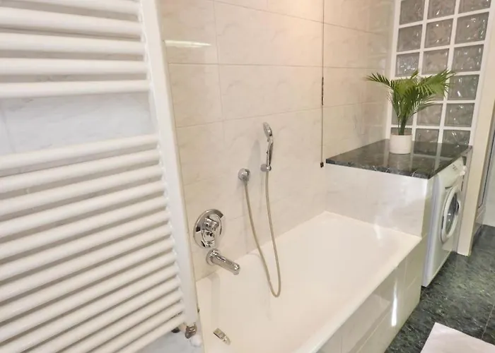 Welcome House Center דירה *