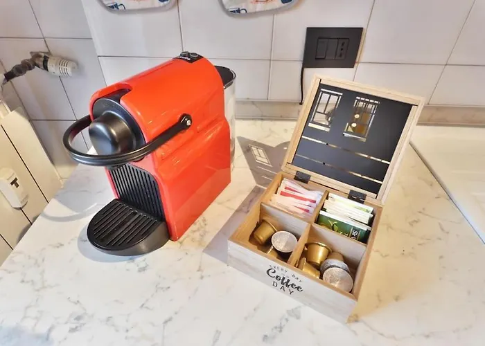 Welcome House Center *