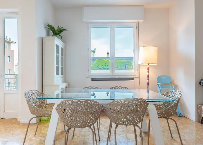 Amazing Floor Apartment *