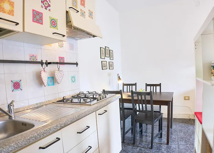 Xenia - Two-room In Navigli Area