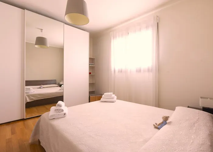 Bicocca Ultimo Piano Con Ampia Terrazza