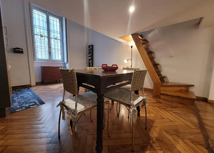 Διαμέρισμα Ausonio 14 *