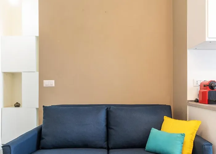 Flora Flexyrent Ac * Milan