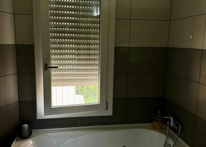 Four Bedroom In The Centre Of The Апартаменты Милан