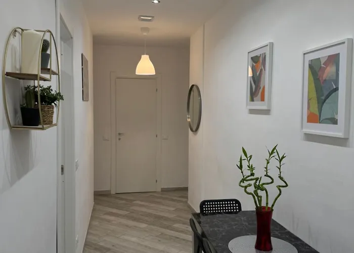 Four Bedroom In The Centre Of The Milano