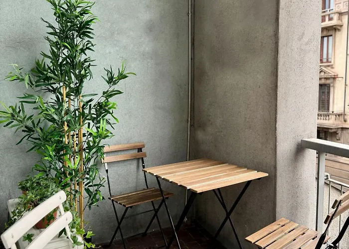 Appartamento Four Bedroom In The Centre Of The *