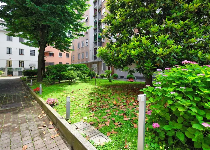 Joivy Delightful 1-bed Flat Near Navigli Canals * Milánó