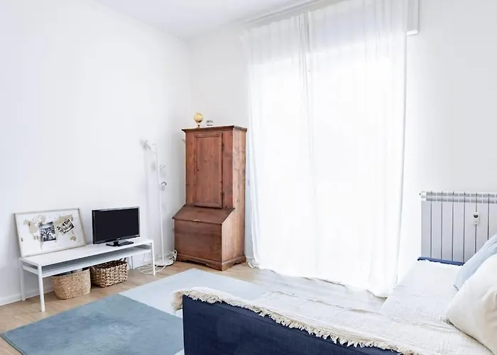 Host4u - Golfo Aranci, Beautiful In Milán