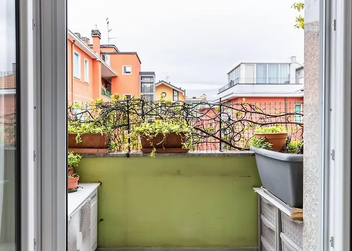 Apartment Host4u - Golfo Aranci, Beautiful In Mailand