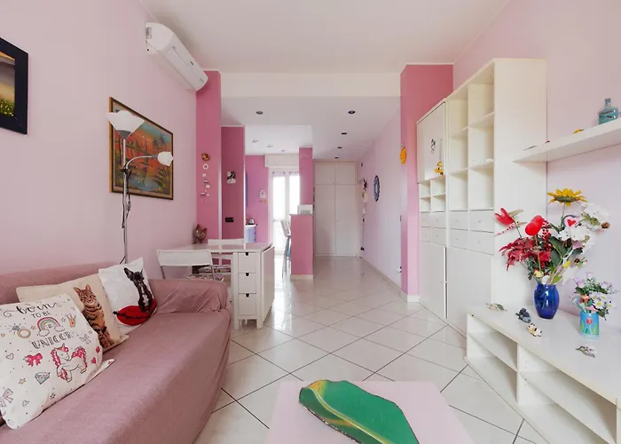 Mac Mahon - Colorful With Balcony! Apartman Milánó