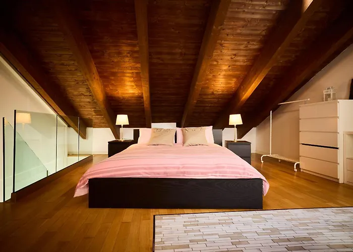 Luxy Close Navigli *