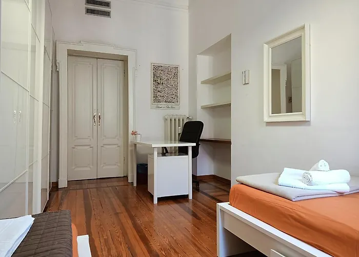 Sahi - Residenza Corso Italia Tre Camere, Due Bagni E Un Salone
