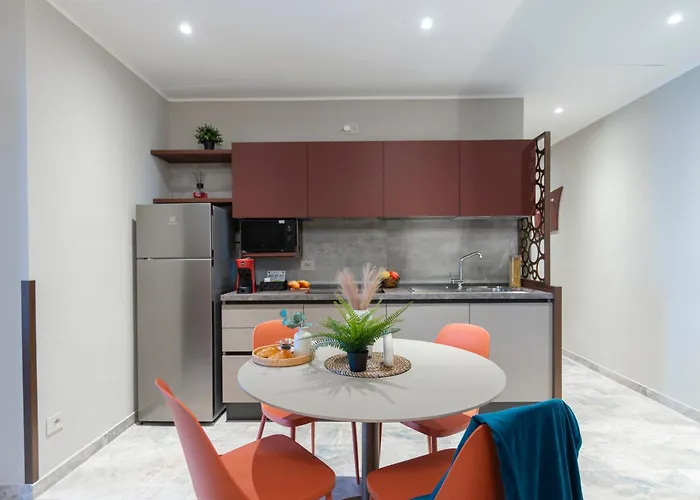 Miki - Sammartini 33 Milano