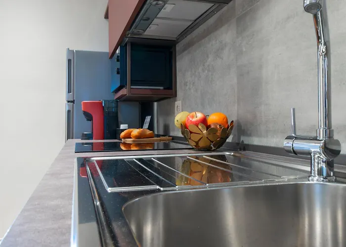 Miki - Sammartini 33