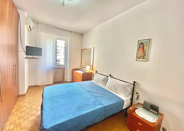 Beada Home, A Pochi Passi Dal Centro Storico E Navigli, Con Fermata Metropolitana Sotto Casa Lägenhet Milano