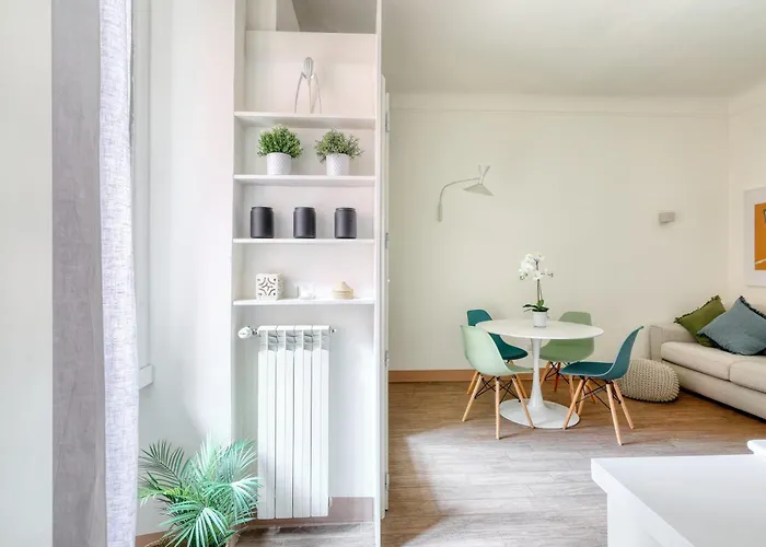 Fara 33 Cozy Flat In District アパート *