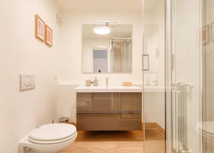 Fara 33 Cozy Flat In District * Milán