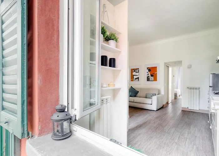 Fara 33 Cozy Flat In District ミラノ