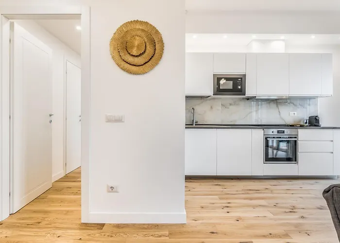 Via M D'agrate 4 Pax Wifi Sub26 Апартаменты