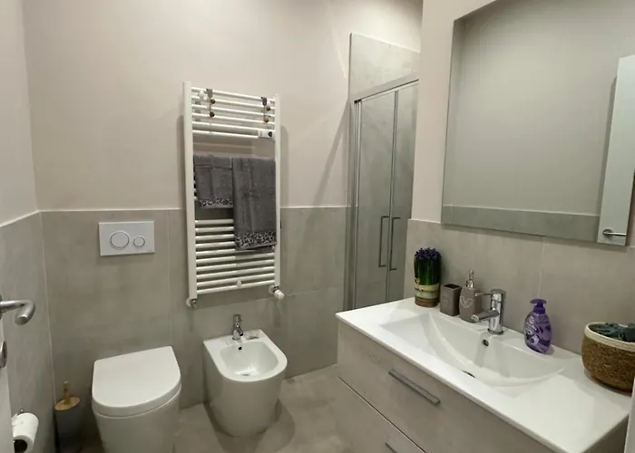 Monolocale Piazza Gambara M1 *