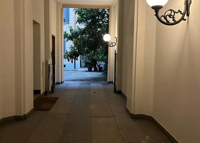 아파트 Elegant Historic On A Tree-lined Avenue Near Cadorna Station And Last Supper 밀라노