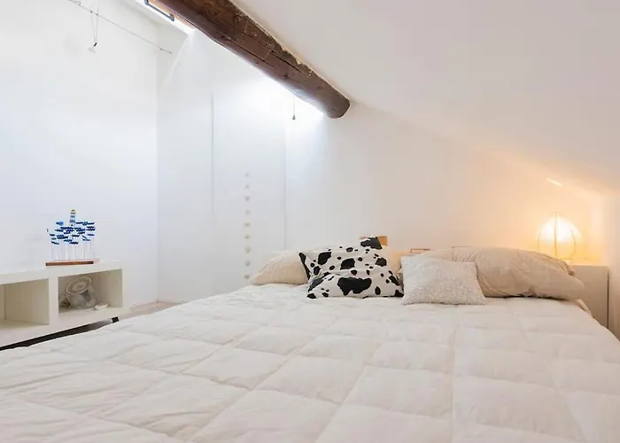 Design&terrazzo A 5 Min Dal Centro - Laura's House *