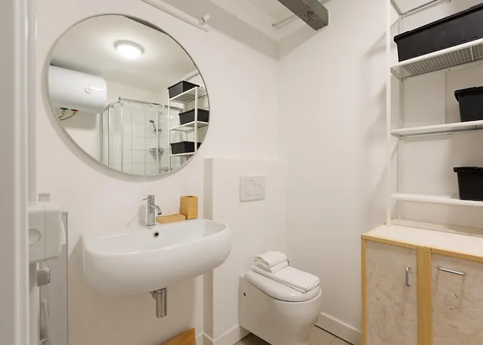 Guesthost - Cadore - Urban Retreat Apartment! Apartman *