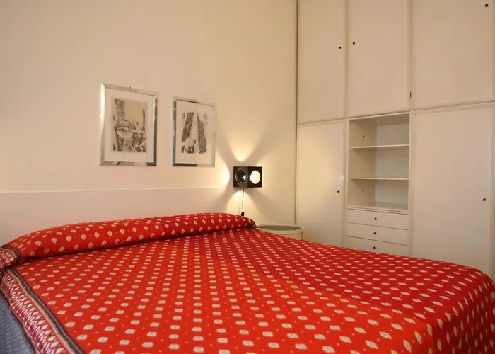 Domus Apartahotel
