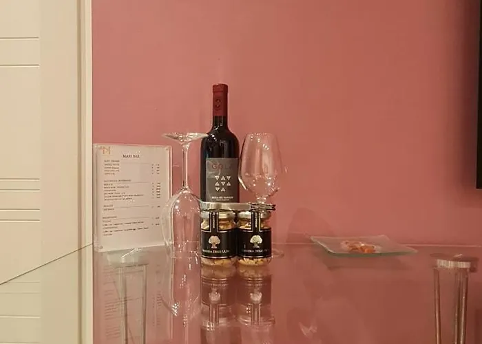 Apartamento Nj & San Pietro All'orto 6 *