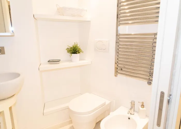 Golden Leaf - 7sundays Milán