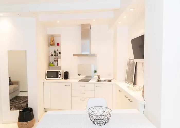 Golden Leaf - 7sundays * Milán