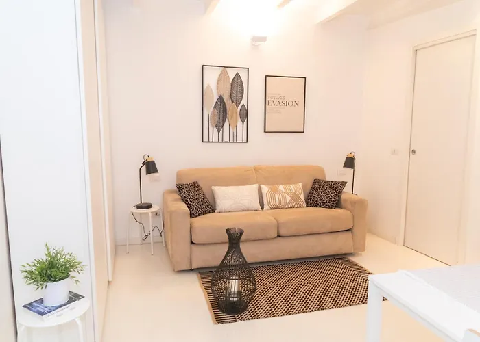 Golden Leaf - 7sundays Apartmán Milán