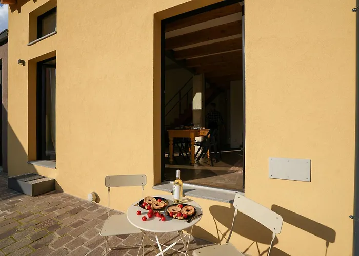 Del Re House, Parking Free *