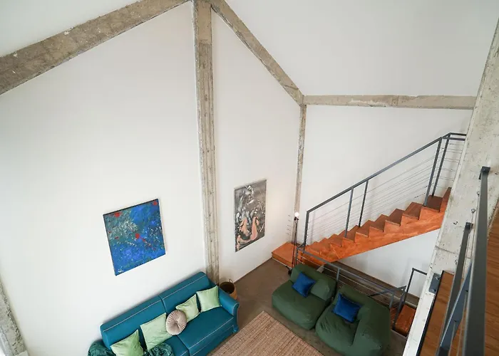 Del Re House, Parking Free