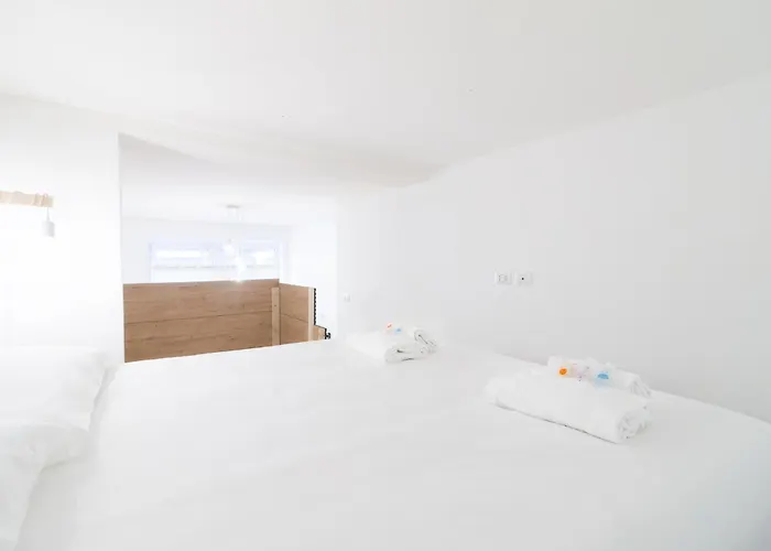 Nel Cuore Dei Navigli - * Milano