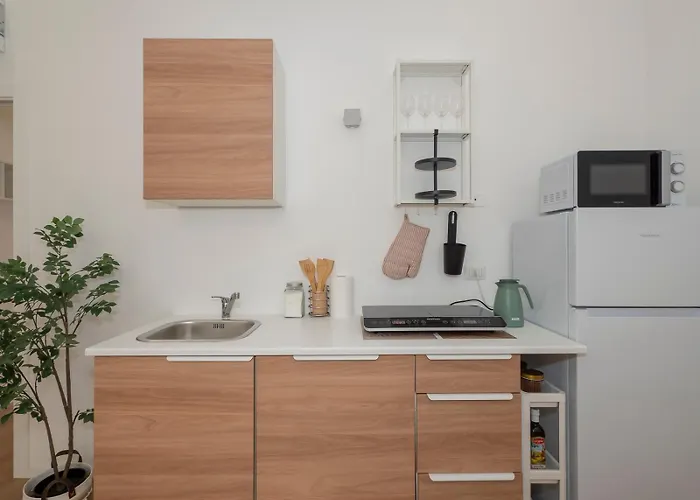 Xenia - Renovated Flat In Navigli Area Milánó