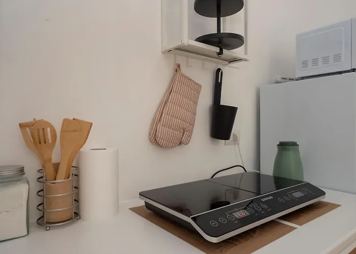 Xenia - Renovated Flat In Navigli Area Apartman