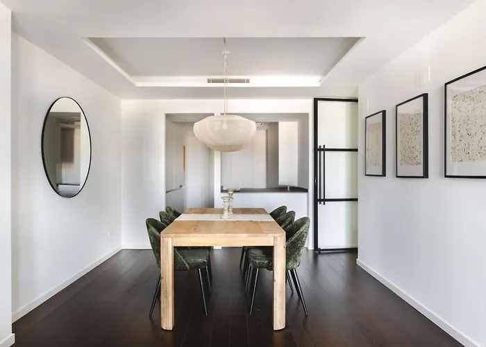 Repetti Design - 10 Min To Centre & Airport *