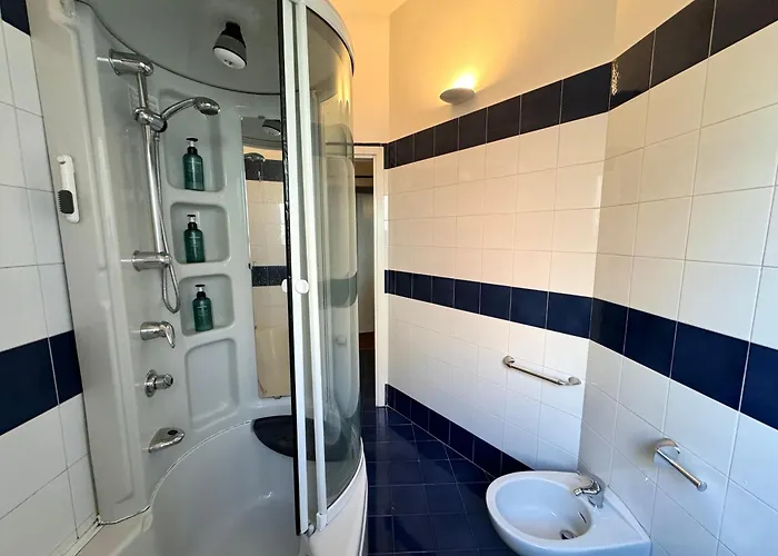 Urban Jungle 4 - Darsena Apartment Milan