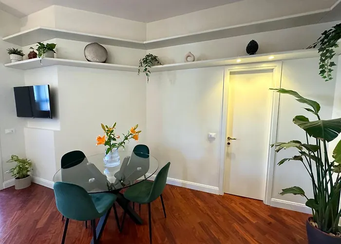 Urban Jungle 4 - Darsena Apartment Milan