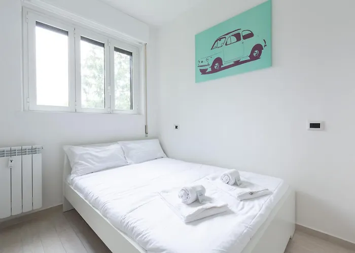 Easytopstay - San Siro Large Flat * Milaan