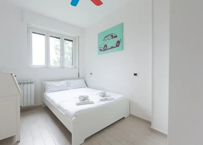 Easytopstay - San Siro Large Flat *