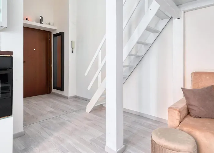 Ideal Rent - Viale Corsica 41 *