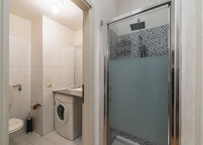 Porta Venezia Open Space - Due Passi Dal Duomo - 2 Bagni * Milaan