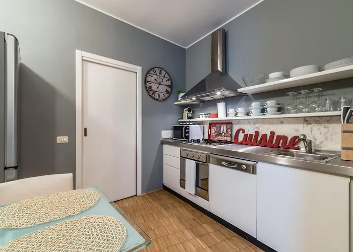 Porta Venezia Open Space - Due Passi Dal Duomo - 2 Bagni