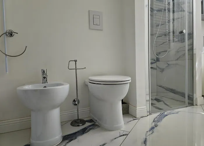 Stylish Duplex In The Heart Of - Navigli Bocconi Apartament *