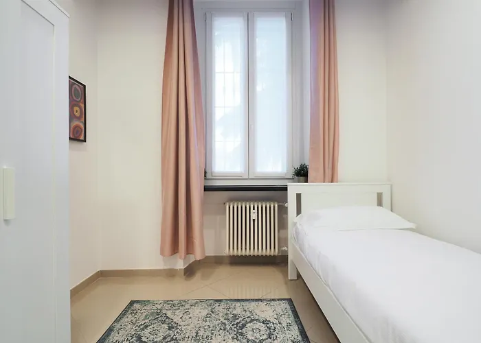 Forlanini Con Free Parking Linate Airport Milán