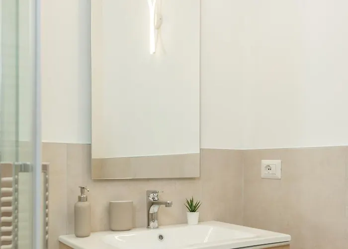 Exclusive Apartment - Next To The Metro Apartmán Milán