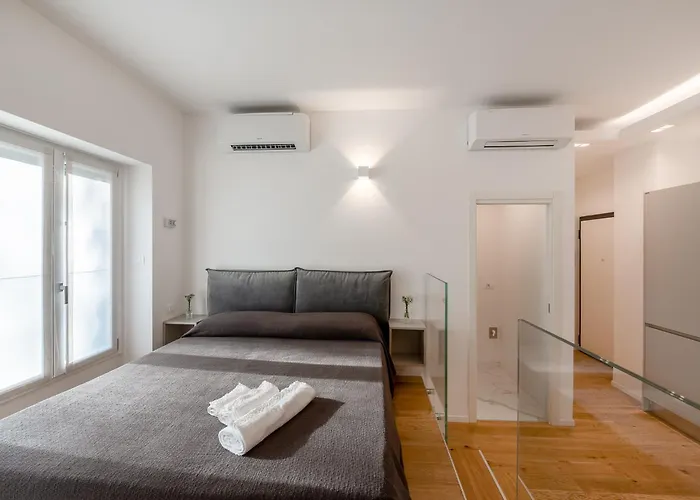 Apartment Duomo And Navigli - Cozy And Quiet With Park View Milan